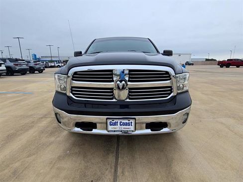 Used 2017 RAM 1500 Lone Star AWD/4WD image 2