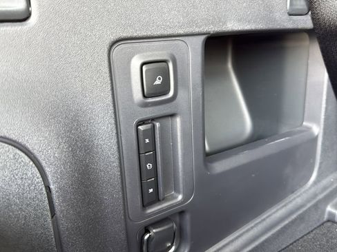 Used 2025 Lincoln Navigator Reserve AWD/4WD image 22