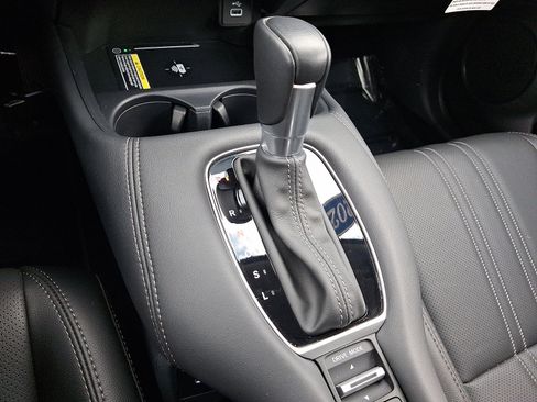 Certified 2025 Honda HR-V EX-L image 15