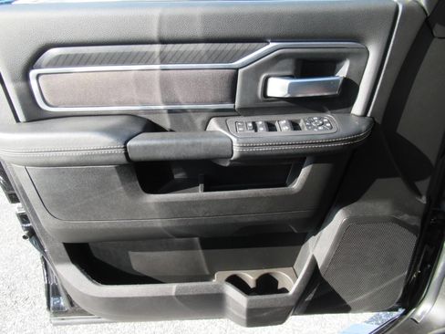 Used 2025 RAM 2500 Big Horn AWD/4WD image 20