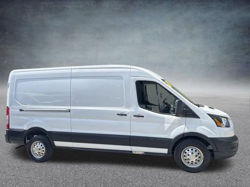 Used 2023 Ford Transit 250 Medium Roof AWD image 5