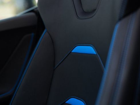 Used 2020 Lamborghini Huracan EVO image 40