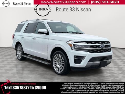 Used 2024 Ford Expedition Limited image 1