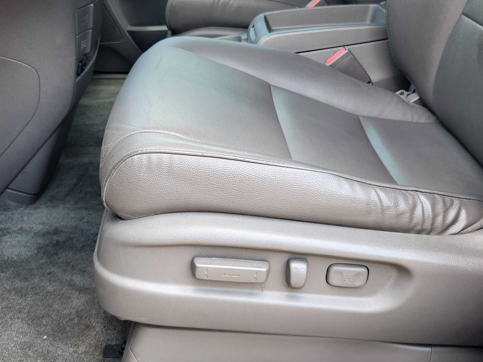Used 2015 Honda Odyssey EX-L image 23