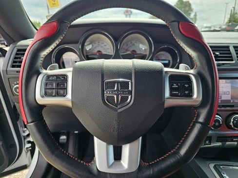 Used 2014 Dodge Challenger R/T image 29