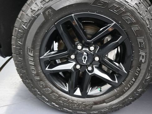 Used 2021 Chevrolet Silverado 1500 LT Trail Boss image 13