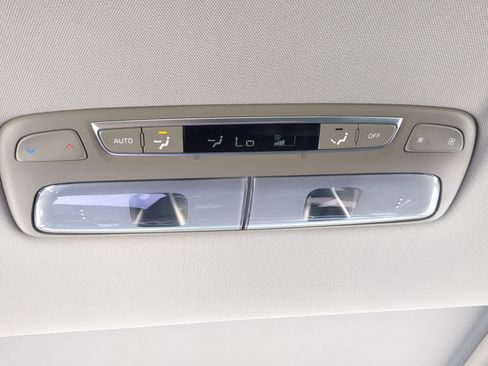 Used 2025 Kia Telluride S FWD image 28