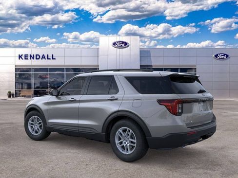 New 2026 Ford Explorer Active AWD/4WD image 4