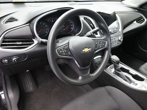 Used 2024 Chevrolet Malibu LT FWD image 23