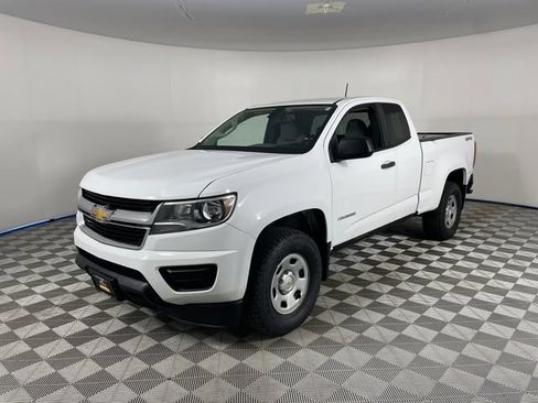 Used 2018 Chevrolet Colorado W/T AWD/4WD image 1