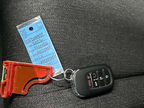 New 2026 Honda Accord LX image 30