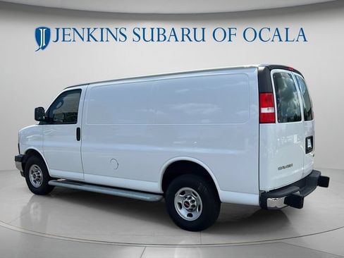 Used 2024 GMC Savana 2500 w/ Driver Convenience Package RWD image 5