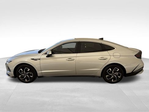 Used 2024 Hyundai Sonata SEL FWD image 10