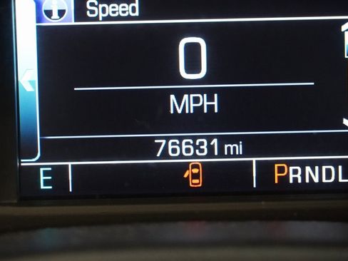 Used 2018 Chevrolet Silverado 1500 LT w/ LT Eassist Package image 7