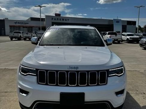 Used 2021 Jeep Grand Cherokee Limited w/ Premium Lighting Group AWD/4WD image 3