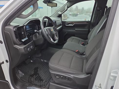 Certified 2025 Chevrolet Silverado 1500 LT image 14