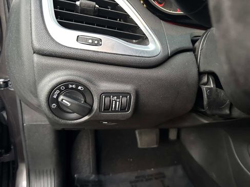 Used 2016 Dodge Dart SXT w/ Sun/Sound Group image 31