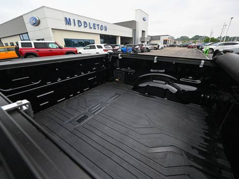 Used 2025 Ford F150 Lariat AWD/4WD image 16