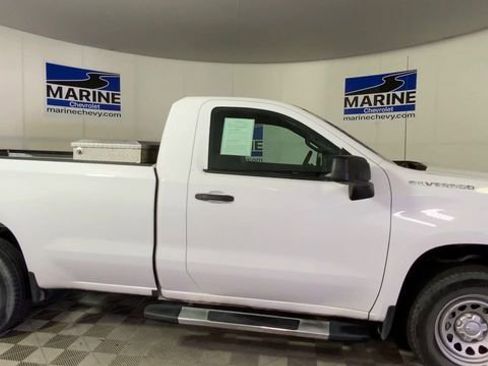 Used 2019 Chevrolet Silverado 1500 W/T w/ WT Convenience Package RWD image 3