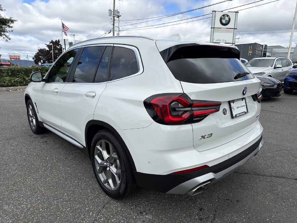 Used 2023 BMW X3 xDrive30i w/ Premium Package AWD/4WD image 12