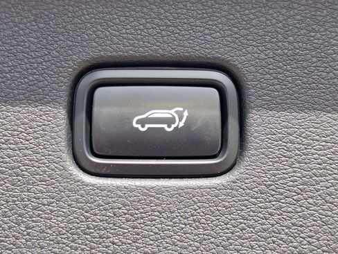 Used 2025 Kia Sportage EX w/ Premium Package FWD image 14