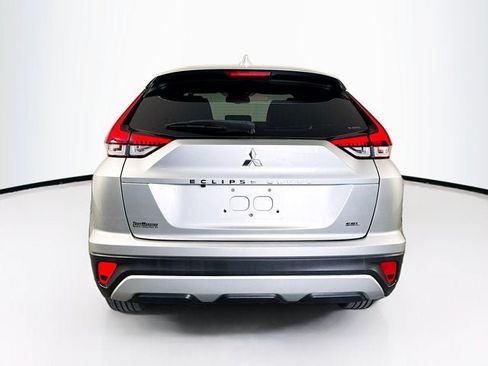 Used 2022 Mitsubishi Eclipse Cross SE AWD/4WD image 6
