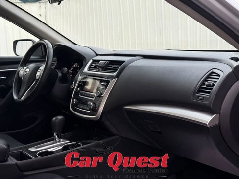 Used 2016 Nissan Altima 2.5 SV image 18