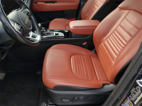 Certified 2023 Kia Sportage SX image 20