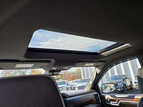 Used 2023 GMC Sierra 1500 Denali w/ Technology Package image 9