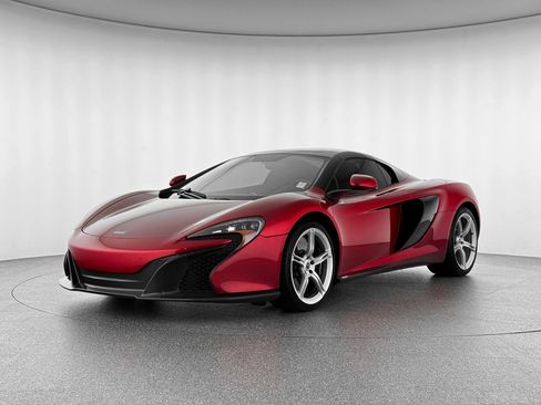 Used 2015 McLaren 650S Spider image 1