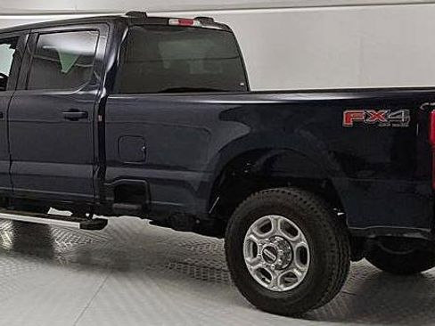 Certified 2025 Ford F350 XLT AWD/4WD image 4
