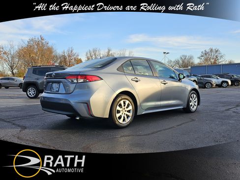 Used 2023 Toyota Corolla LE image 6