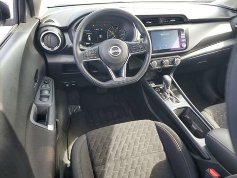 Certified 2023 Nissan Kicks SV image 14
