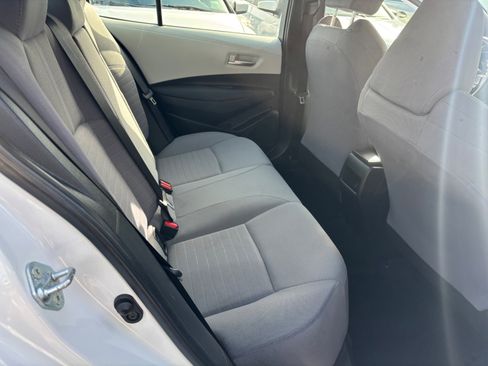Used 2022 Toyota Corolla SE FWD image 10