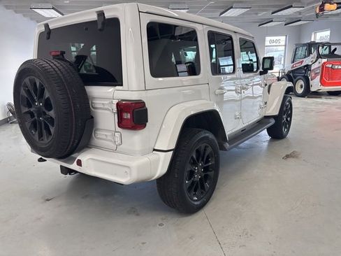 Used 2021 Jeep Wrangler Unlimited Sahara image 12
