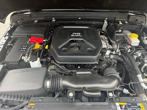 Used 2023 Jeep Wrangler Sport image 9