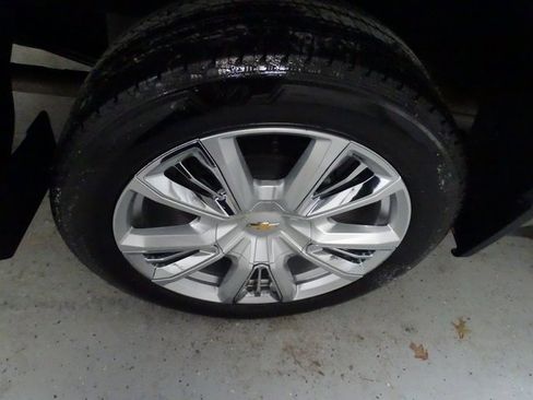 Certified 2024 Chevrolet Silverado 1500 High Country w/ High Country Premium Package image 29