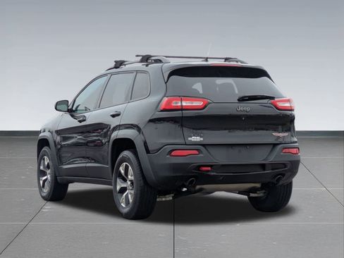 Used 2014 Jeep Cherokee Trailhawk w/ Comfort/Convenience Group image 4