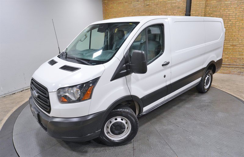 Used 2019 Ford Transit 250 130 Low Roof RWD image 2