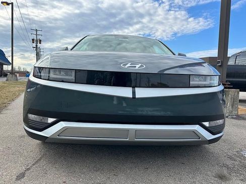 New 2024 Hyundai Ioniq 5 SE image 2