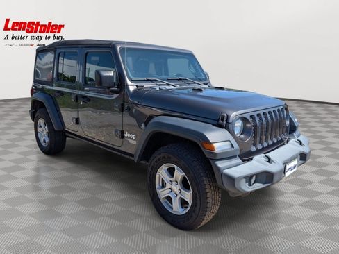 Used 2019 Jeep Wrangler Unlimited Sport S AWD/4WD image 7