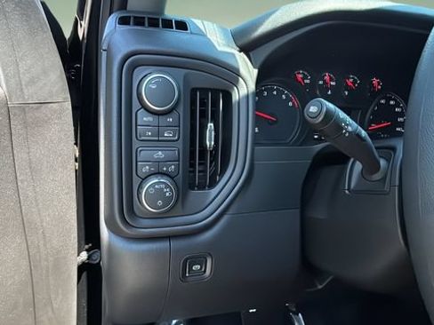 Used 2026 Chevrolet Silverado 1500 Custom w/ LPO, Dark Essentials Package AWD/4WD image 21