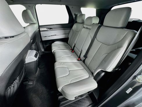 Used 2022 Hyundai Palisade SEL w/ 8P Bench Seat Package FWD image 24