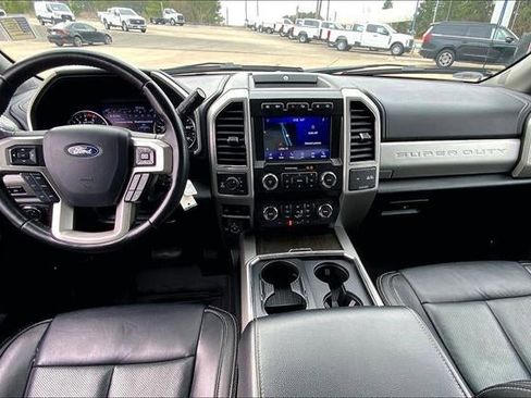 Used 2021 Ford F350 Lariat w/ Chrome Package image 15