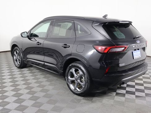 Used 2024 Ford Escape ST-Line image 8