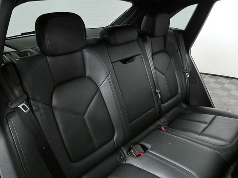 Used 2026 Porsche Macan Turbo AWD/4WD image 21