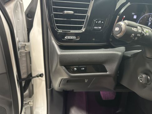 Used 2025 Lexus NX 350 AWD w/ Luxury Package image 37