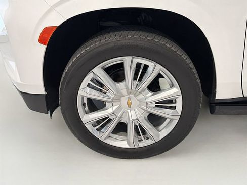 Used 2024 Chevrolet Tahoe High Country image 30