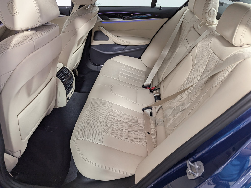 Certified 2023 BMW 530i xDrive w/ Premium Package AWD/4WD image 47