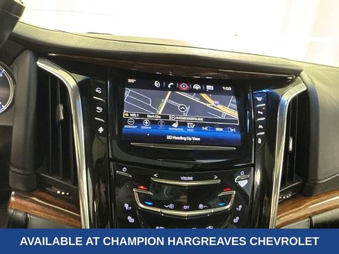 Used 2016 Cadillac Escalade ESV Luxury image 19